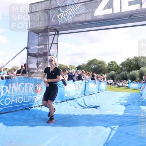 25.08.2024 - Elbe Triathlon Hamburg H.Heesch http://msf.ph/oto/6885332 25.08.2024 11:24:13 Ziel 506, 648 meine-sportfotos.de