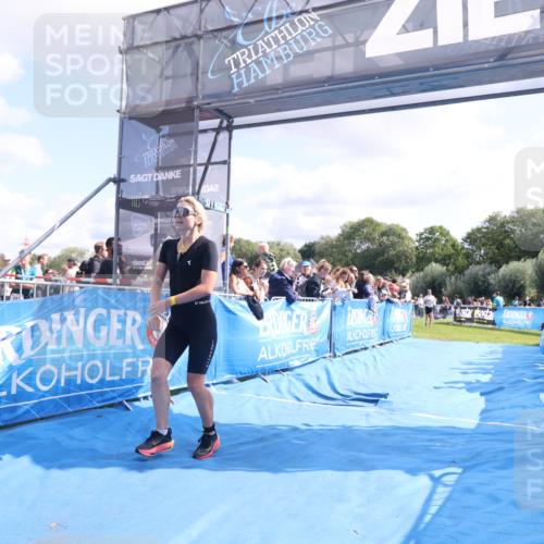 25.08.2024 - Elbe Triathlon Hamburg H.Heesch http://msf.ph/oto/6885336 25.08.2024 11:24:13 Ziel 506, 648 meine-sportfotos.de
