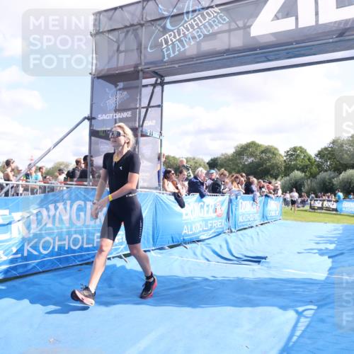 25.08.2024 - Elbe Triathlon Hamburg H.Heesch http://msf.ph/oto/6885339 25.08.2024 11:24:13 Ziel 506, 648 meine-sportfotos.de