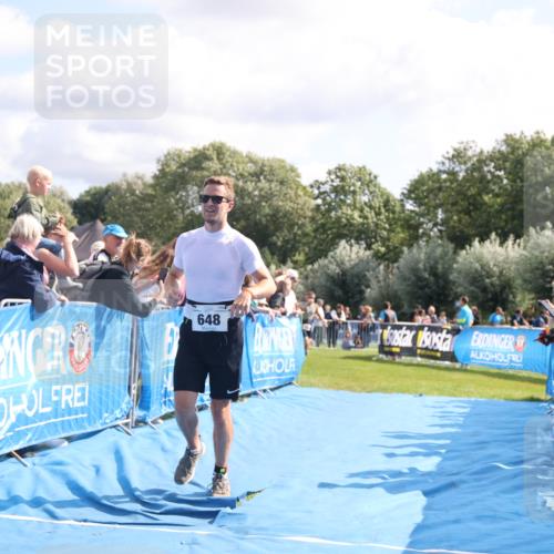 25.08.2024 - Elbe Triathlon Hamburg H.Heesch http://msf.ph/oto/6885367 25.08.2024 11:24:19 Ziel 506, 648 meine-sportfotos.de