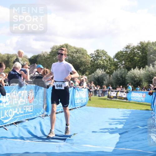 25.08.2024 - Elbe Triathlon Hamburg H.Heesch http://msf.ph/oto/6885371 25.08.2024 11:24:19 Ziel 506, 648 meine-sportfotos.de