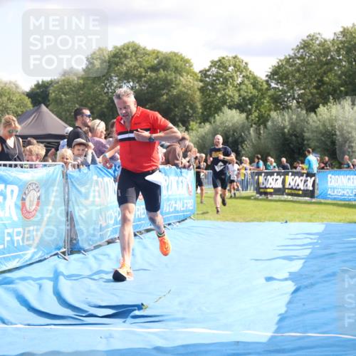 25.08.2024 - Elbe Triathlon Hamburg H.Heesch http://msf.ph/oto/6885372 25.08.2024 11:31:31 Ziel 356, 366, 587, 643, 711, 736, 761 meine-sportfotos.de