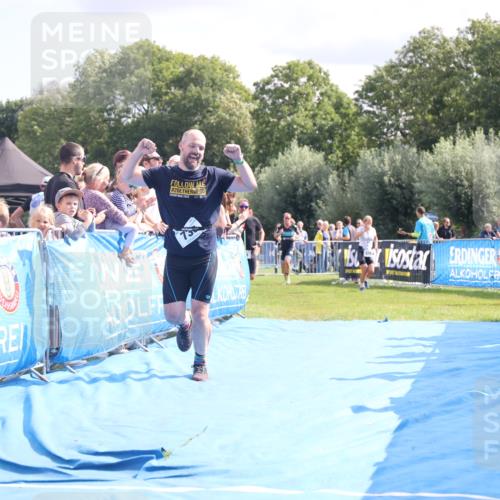 25.08.2024 - Elbe Triathlon Hamburg H.Heesch http://msf.ph/oto/6885408 25.08.2024 11:31:34 Ziel 366, 587, 711, 736, 761, 784 meine-sportfotos.de