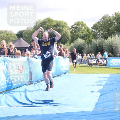 25.08.2024 - Elbe Triathlon Hamburg H.Heesch http://msf.ph/oto/6885418 25.08.2024 11:31:34 Ziel 366, 587, 711, 736, 761, 784 meine-sportfotos.de
