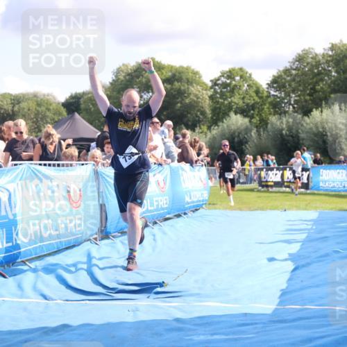 25.08.2024 - Elbe Triathlon Hamburg H.Heesch http://msf.ph/oto/6885427 25.08.2024 11:31:34 Ziel 366, 587, 711, 736, 761, 784 meine-sportfotos.de