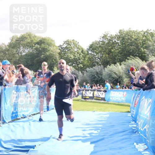 25.08.2024 - Elbe Triathlon Hamburg H.Heesch http://msf.ph/oto/6885446 25.08.2024 11:24:31 Ziel 255, 269, 327, 438, 534, 697 meine-sportfotos.de
