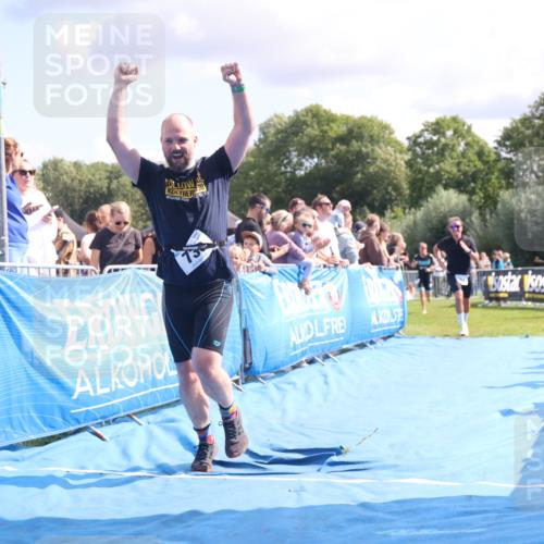 25.08.2024 - Elbe Triathlon Hamburg H.Heesch http://msf.ph/oto/6885447 25.08.2024 11:31:35 Ziel 366, 587, 711, 736, 761, 784 meine-sportfotos.de