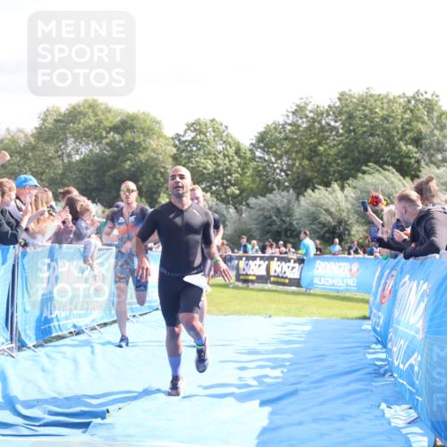 25.08.2024 - Elbe Triathlon Hamburg H.Heesch http://msf.ph/oto/6885448 25.08.2024 11:24:31 Ziel 255, 269, 327, 438, 534, 697 meine-sportfotos.de