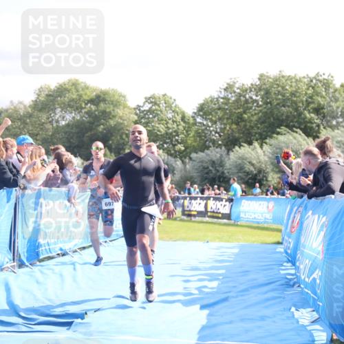 25.08.2024 - Elbe Triathlon Hamburg H.Heesch http://msf.ph/oto/6885450 25.08.2024 11:24:31 Ziel 255, 269, 327, 438, 534, 697 meine-sportfotos.de