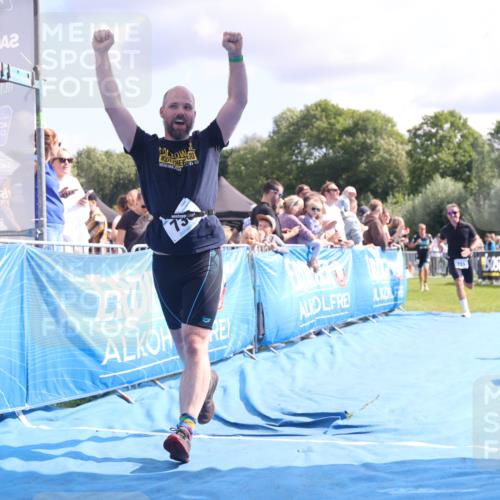 25.08.2024 - Elbe Triathlon Hamburg H.Heesch http://msf.ph/oto/6885454 25.08.2024 11:31:35 Ziel 366, 587, 711, 736, 761, 784 meine-sportfotos.de