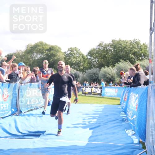 25.08.2024 - Elbe Triathlon Hamburg H.Heesch http://msf.ph/oto/6885458 25.08.2024 11:24:31 Ziel 255, 269, 327, 438, 534, 697 meine-sportfotos.de