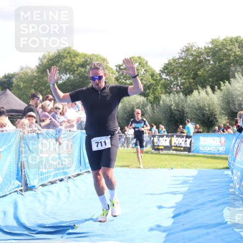25.08.2024 - Elbe Triathlon Hamburg H.Heesch http://msf.ph/oto/6885471 25.08.2024 11:31:37 Ziel 366, 711, 736, 761, 784 meine-sportfotos.de