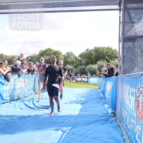 25.08.2024 - Elbe Triathlon Hamburg H.Heesch http://msf.ph/oto/6885472 25.08.2024 11:24:32 Ziel 255, 269, 327, 438, 534, 697 meine-sportfotos.de