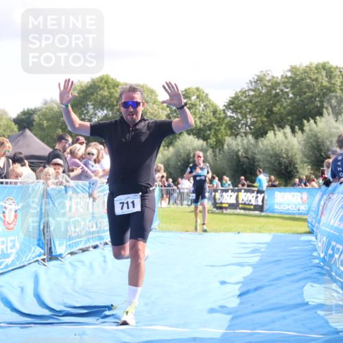 25.08.2024 - Elbe Triathlon Hamburg H.Heesch http://msf.ph/oto/6885478 25.08.2024 11:31:38 Ziel 366, 711, 736, 784 meine-sportfotos.de