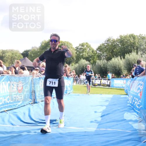 25.08.2024 - Elbe Triathlon Hamburg H.Heesch http://msf.ph/oto/6885487 25.08.2024 11:31:38 Ziel 366, 711, 736, 784 meine-sportfotos.de