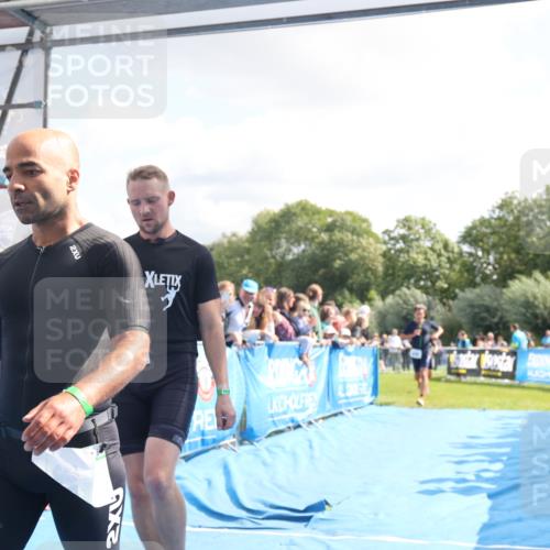 25.08.2024 - Elbe Triathlon Hamburg H.Heesch http://msf.ph/oto/6885491 25.08.2024 11:24:33 Ziel 255, 269, 327, 438, 534, 697 meine-sportfotos.de