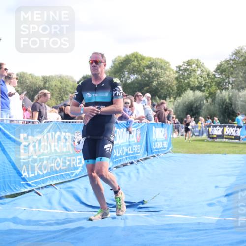 25.08.2024 - Elbe Triathlon Hamburg H.Heesch http://msf.ph/oto/6885523 25.08.2024 11:31:41 Ziel 289, 711, 736, 784 meine-sportfotos.de