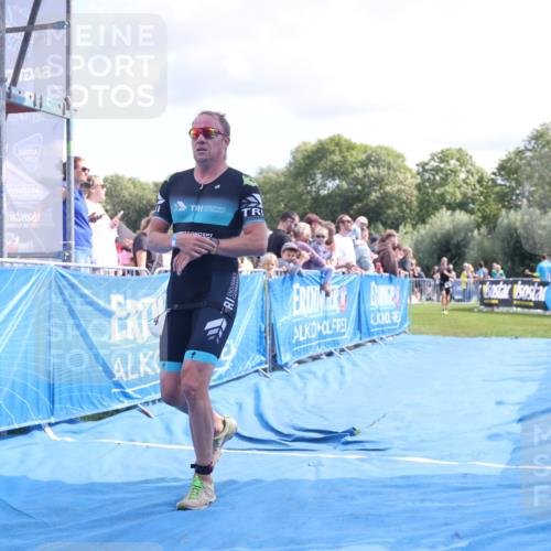 25.08.2024 - Elbe Triathlon Hamburg H.Heesch http://msf.ph/oto/6885535 25.08.2024 11:31:41 Ziel 289, 711, 736, 784 meine-sportfotos.de
