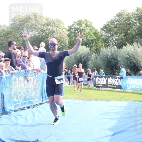 25.08.2024 - Elbe Triathlon Hamburg H.Heesch http://msf.ph/oto/6885539 25.08.2024 11:31:47 Ziel 289, 350, 784 meine-sportfotos.de