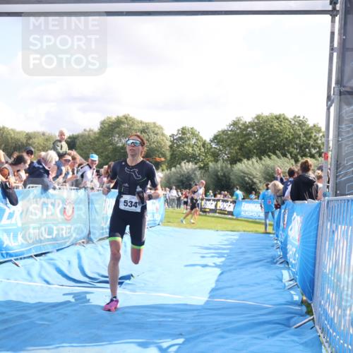 25.08.2024 - Elbe Triathlon Hamburg H.Heesch http://msf.ph/oto/6885558 25.08.2024 11:24:38 Ziel 269, 327, 431, 438, 534, 697 meine-sportfotos.de