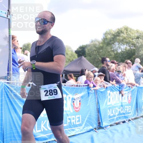 25.08.2024 - Elbe Triathlon Hamburg H.Heesch http://msf.ph/oto/6885576 25.08.2024 11:31:49 Ziel 289, 350, 418 meine-sportfotos.de