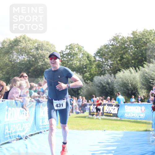 25.08.2024 - Elbe Triathlon Hamburg H.Heesch http://msf.ph/oto/6885579 25.08.2024 11:24:42 Ziel 302, 431, 438, 534 meine-sportfotos.de