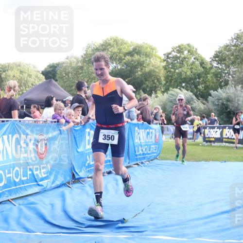 25.08.2024 - Elbe Triathlon Hamburg H.Heesch http://msf.ph/oto/6885584 25.08.2024 11:31:52 Ziel 289, 350, 418 meine-sportfotos.de