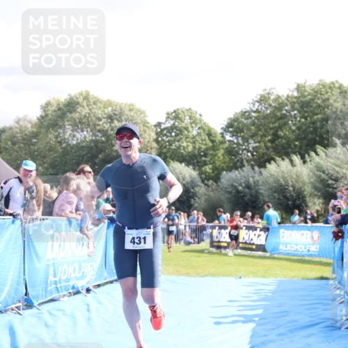 25.08.2024 - Elbe Triathlon Hamburg H.Heesch http://msf.ph/oto/6885585 25.08.2024 11:24:42 Ziel 302, 431, 438, 534 meine-sportfotos.de