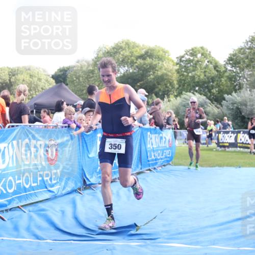 25.08.2024 - Elbe Triathlon Hamburg H.Heesch http://msf.ph/oto/6885586 25.08.2024 11:31:52 Ziel 289, 350, 418 meine-sportfotos.de