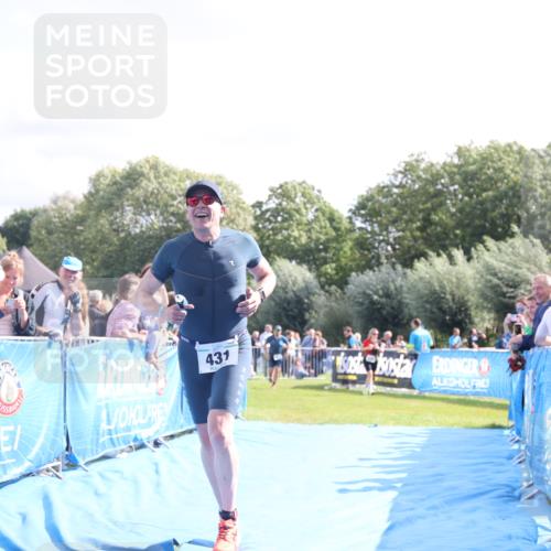 25.08.2024 - Elbe Triathlon Hamburg H.Heesch http://msf.ph/oto/6885589 25.08.2024 11:24:42 Ziel 302, 431, 438, 534 meine-sportfotos.de