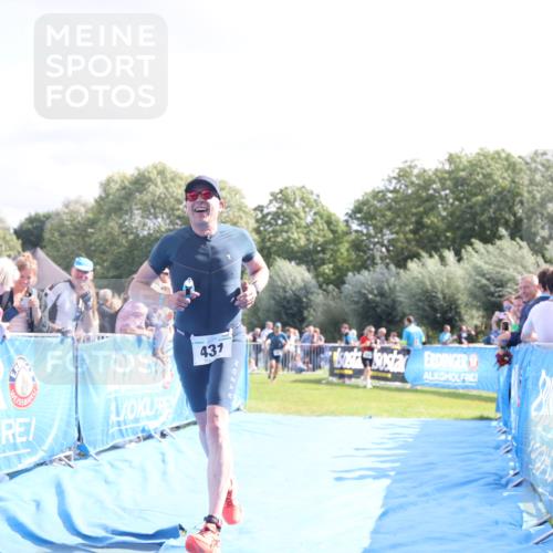 25.08.2024 - Elbe Triathlon Hamburg H.Heesch http://msf.ph/oto/6885591 25.08.2024 11:24:42 Ziel 302, 431, 438, 534 meine-sportfotos.de