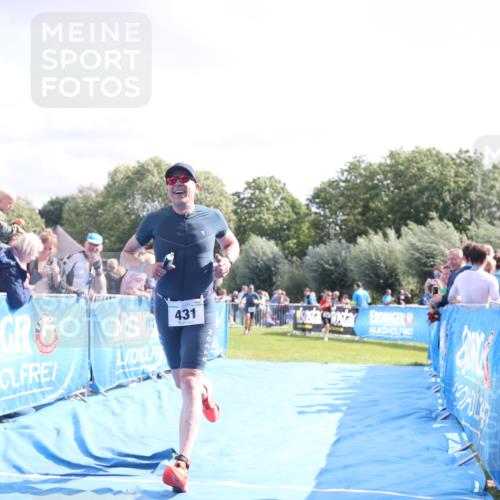 25.08.2024 - Elbe Triathlon Hamburg H.Heesch http://msf.ph/oto/6885592 25.08.2024 11:24:42 Ziel 302, 431, 438, 534 meine-sportfotos.de