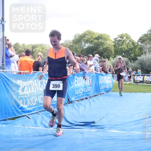 25.08.2024 - Elbe Triathlon Hamburg H.Heesch http://msf.ph/oto/6885605 25.08.2024 11:31:53 Ziel 289, 350, 418, 698 meine-sportfotos.de