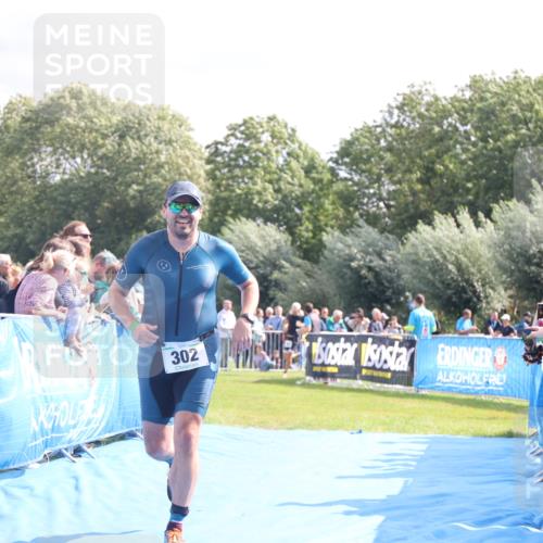 25.08.2024 - Elbe Triathlon Hamburg H.Heesch http://msf.ph/oto/6885613 25.08.2024 11:24:50 Ziel 302, 681 meine-sportfotos.de
