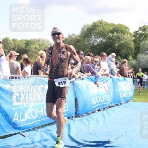 25.08.2024 - Elbe Triathlon Hamburg H.Heesch http://msf.ph/oto/6885616 25.08.2024 11:31:56 Ziel 350, 418, 698, 733 meine-sportfotos.de