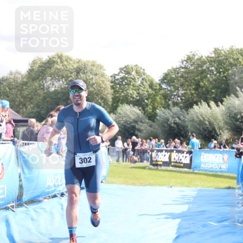 25.08.2024 - Elbe Triathlon Hamburg H.Heesch http://msf.ph/oto/6885627 25.08.2024 11:24:50 Ziel 302, 681 meine-sportfotos.de