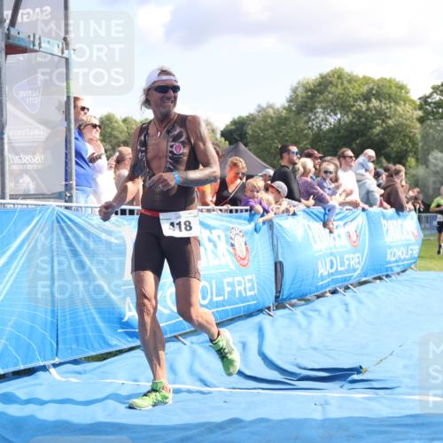 25.08.2024 - Elbe Triathlon Hamburg H.Heesch http://msf.ph/oto/6885630 25.08.2024 11:31:56 Ziel 350, 418, 698, 733 meine-sportfotos.de