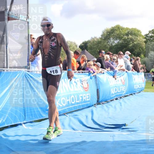 25.08.2024 - Elbe Triathlon Hamburg H.Heesch http://msf.ph/oto/6885638 25.08.2024 11:31:57 Ziel 350, 418, 698, 733 meine-sportfotos.de