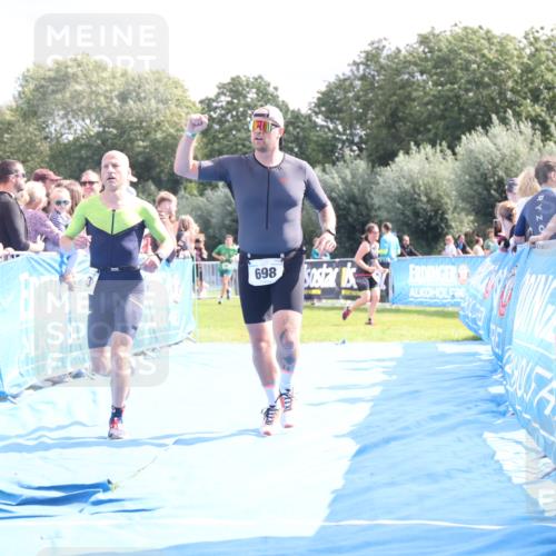 25.08.2024 - Elbe Triathlon Hamburg H.Heesch http://msf.ph/oto/6885648 25.08.2024 11:32:00 Ziel 350, 418, 585, 698, 733 meine-sportfotos.de