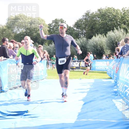 25.08.2024 - Elbe Triathlon Hamburg H.Heesch http://msf.ph/oto/6885650 25.08.2024 11:32:01 Ziel 418, 585, 698, 733 meine-sportfotos.de