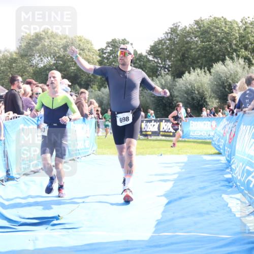 25.08.2024 - Elbe Triathlon Hamburg H.Heesch http://msf.ph/oto/6885652 25.08.2024 11:32:01 Ziel 418, 585, 698, 733 meine-sportfotos.de
