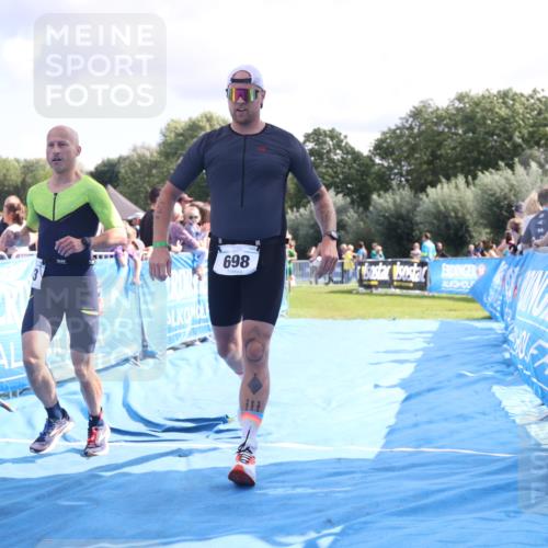 25.08.2024 - Elbe Triathlon Hamburg H.Heesch http://msf.ph/oto/6885685 25.08.2024 11:32:01 Ziel 418, 585, 698, 733 meine-sportfotos.de