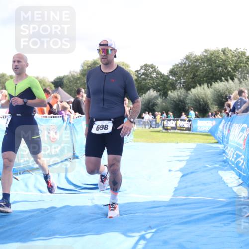 25.08.2024 - Elbe Triathlon Hamburg H.Heesch http://msf.ph/oto/6885691 25.08.2024 11:32:02 Ziel 418, 585, 698, 733 meine-sportfotos.de