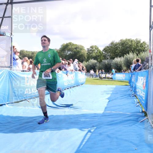 25.08.2024 - Elbe Triathlon Hamburg H.Heesch http://msf.ph/oto/6885735 25.08.2024 11:32:08 Ziel 585, 698, 733 meine-sportfotos.de