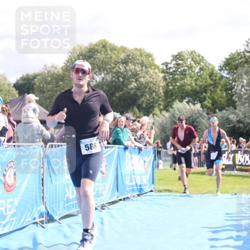 25.08.2024 - Elbe Triathlon Hamburg H.Heesch http://msf.ph/oto/6885763 25.08.2024 11:25:13 Ziel 128, 582, 588, 685, 728, 797, 1600 meine-sportfotos.de