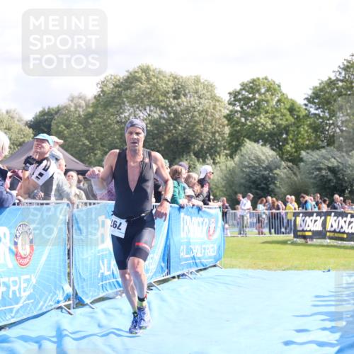 25.08.2024 - Elbe Triathlon Hamburg H.Heesch http://msf.ph/oto/6885839 25.08.2024 11:25:20 Ziel 582, 588, 728, 797, 1600 meine-sportfotos.de