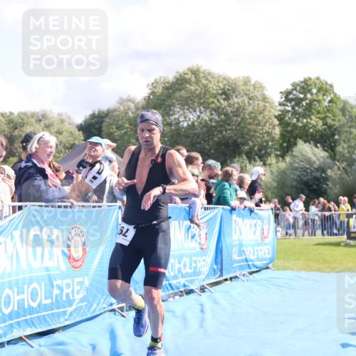 25.08.2024 - Elbe Triathlon Hamburg H.Heesch http://msf.ph/oto/6885851 25.08.2024 11:25:20 Ziel 582, 588, 728, 797, 1600 meine-sportfotos.de