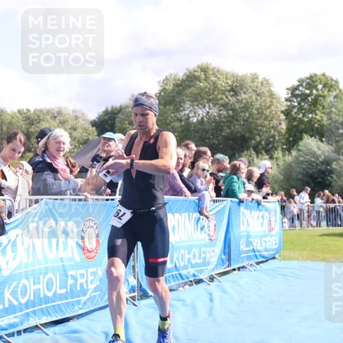 25.08.2024 - Elbe Triathlon Hamburg H.Heesch http://msf.ph/oto/6885855 25.08.2024 11:25:20 Ziel 582, 588, 728, 797, 1600 meine-sportfotos.de