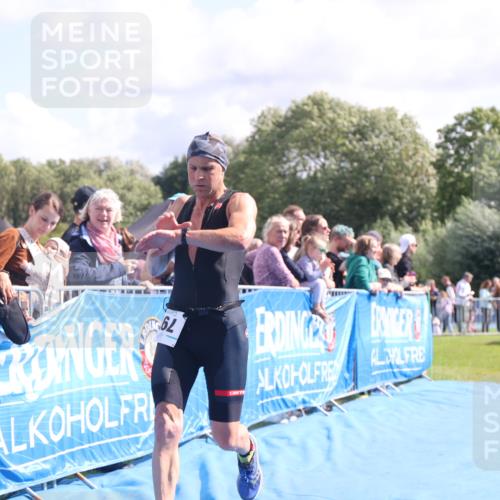 25.08.2024 - Elbe Triathlon Hamburg H.Heesch http://msf.ph/oto/6885859 25.08.2024 11:25:20 Ziel 582, 588, 728, 797, 1600 meine-sportfotos.de