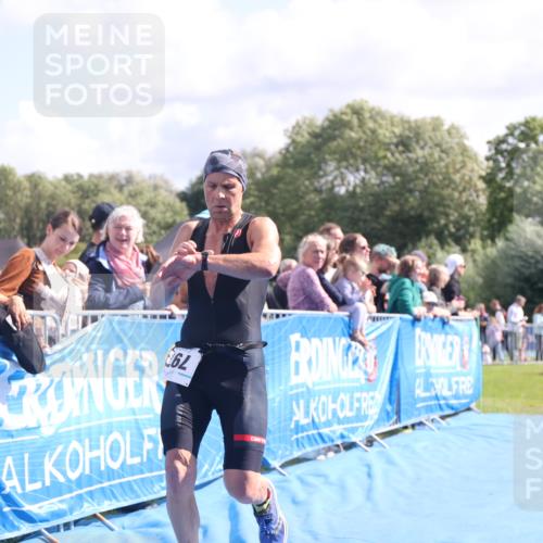 25.08.2024 - Elbe Triathlon Hamburg H.Heesch http://msf.ph/oto/6885861 25.08.2024 11:25:20 Ziel 582, 588, 728, 797, 1600 meine-sportfotos.de